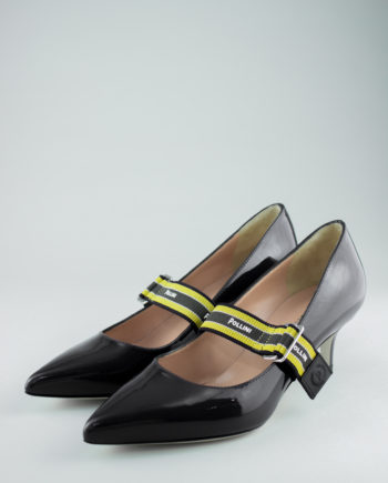 Pollini logo heels